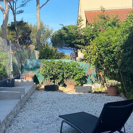 Logement Entier T2 Climatise, Parking Gratuit, Jardin, Plage A 2Min A Pied Sanary-sur-Mer Kültér fotó