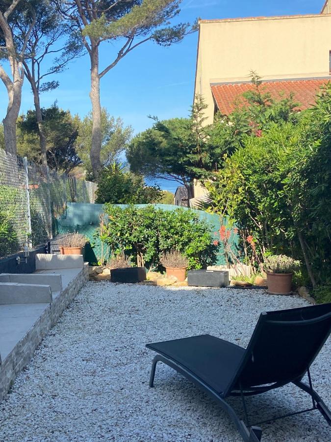 Logement Entier T2 Climatise, Parking Gratuit, Jardin, Plage A 2Min A Pied Sanary-sur-Mer Kültér fotó